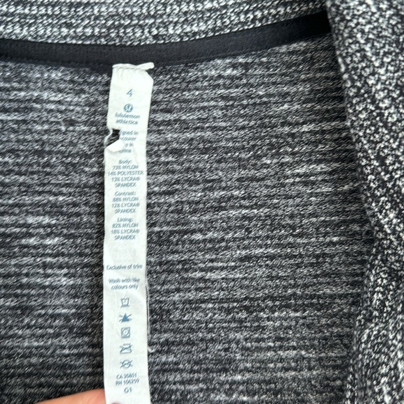 🍋LULULEMON🍋 Be Present Jacket Size 4 - Picture 10 of 12